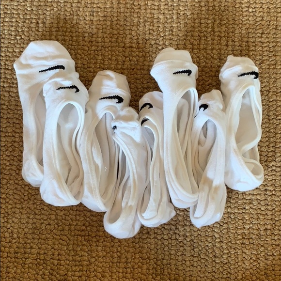 White Nike No Show Socks - Picture 2 of 8